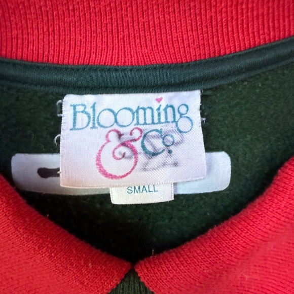 Vintage 90s Christmas Golf Sweatshirt Green Red Collar Reindeer Holiday Graphic - Picture 9 of 9